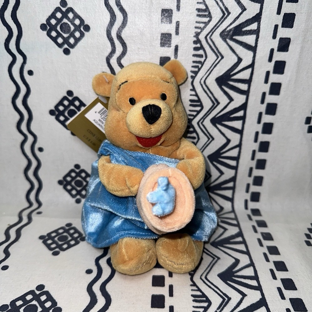 Disney Store Winnie the Pooh Aquarius‎ 8" Plush Horiscope NWT
